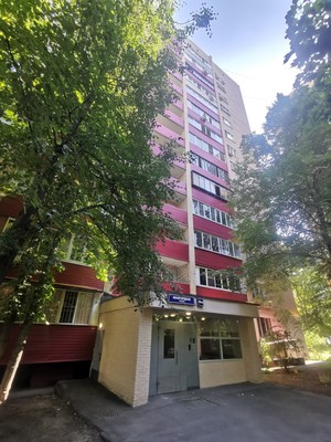 Продам трехкомнатную (3-комн.) квартиру, Авангардная ул, 19/30, Москва г