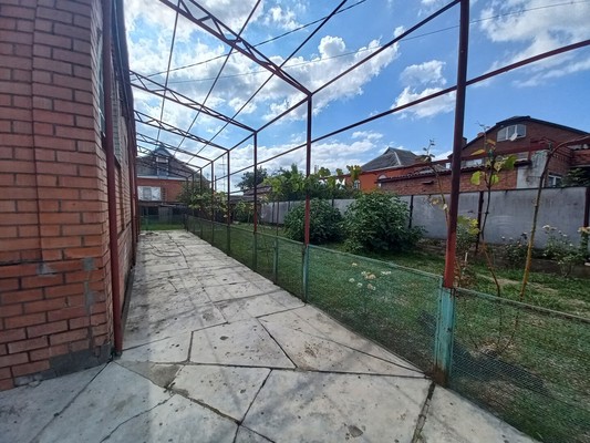 Продам дом, Ярмарочная ул, 93, Славянск-на-Кубани г, 0 км от города