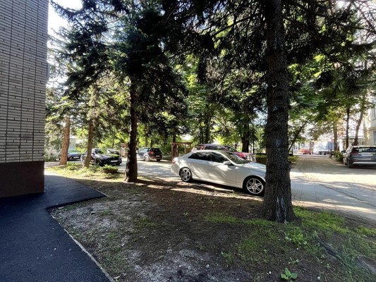 Продам трехкомнатную (3-комн.) квартиру, им. Пушкина ул, 11, Краснодар г
