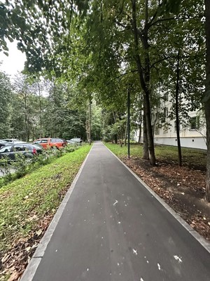 Продам трехкомнатную (3-комн.) квартиру, Генерала Антонова ул, 1, Москва г