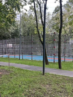 Продам трехкомнатную (3-комн.) квартиру, Генерала Антонова ул, 1, Москва г