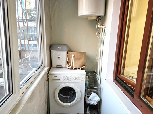 Продам двухкомнатную (2-комн.) квартиру, Красная ул, 29, Краснодар г