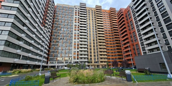 Продам двухкомнатную (2-комн.) квартиру, Новогиреевская ул, 5Ак2, Москва г