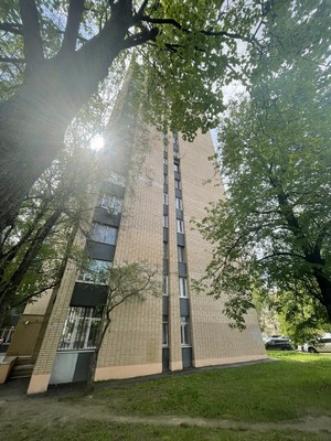 Продам двухкомнатную (2-комн.) квартиру, Артековская ул, 2к1, Москва г