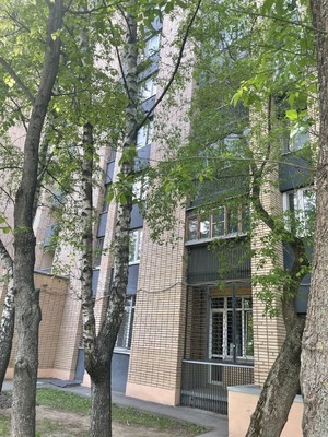 Продам двухкомнатную (2-комн.) квартиру, Артековская ул, 2к1, Москва г