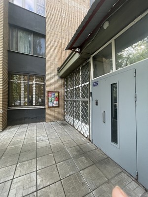 Продам двухкомнатную (2-комн.) квартиру, Артековская ул, 2к1, Москва г