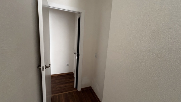 Продам однокомнатную (1-комн.) квартиру, Горького ул, 12, Малино рп