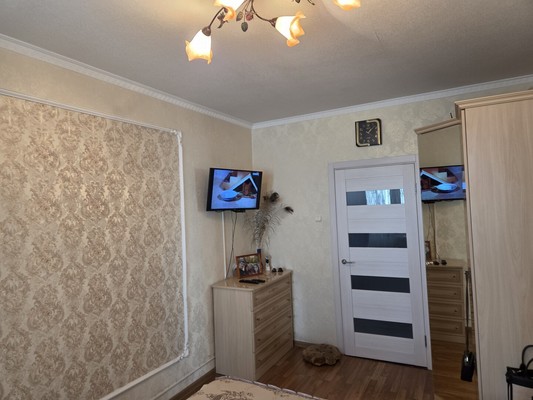 Продам трехкомнатную (3-комн.) квартиру, Королева пр-кт, 12а, Ростов-на-Дону г