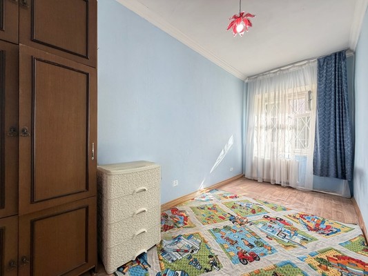 Продам двухкомнатную (2-комн.) квартиру, Т.Идарова ул, 125, Нальчик г
