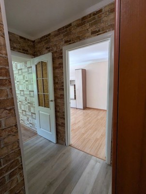 Продам однокомнатную (1-комн.) квартиру, Залесская ул, 70, Симферополь г