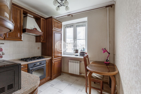 Продам однокомнатную (1-комн.) квартиру, Касаткина ул, 20, Москва г
