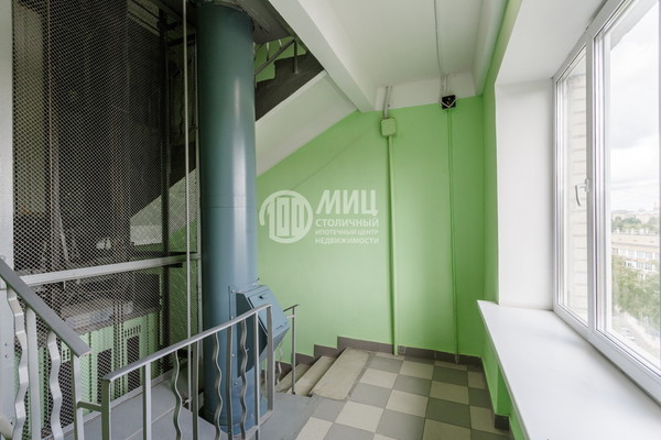 Продам однокомнатную (1-комн.) квартиру, Касаткина ул, 20, Москва г
