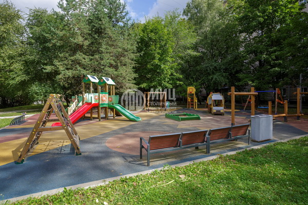 Продам однокомнатную (1-комн.) квартиру, Касаткина ул, 20, Москва г