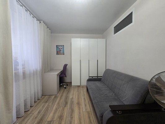 Продам двухкомнатную (2-комн.) квартиру, Маяковского ул, 21к2, Ступино г