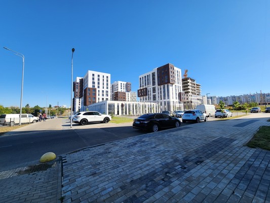 Продам однокомнатную (1-комн.) квартиру, Александра Суворова пр-кт, 25к3, Симферополь г