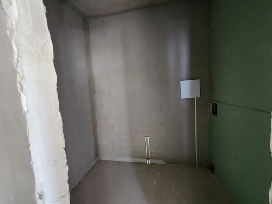 Продам однокомнатную (1-комн.) квартиру, Александра Суворова пр-кт, 25к3, Симферополь г
