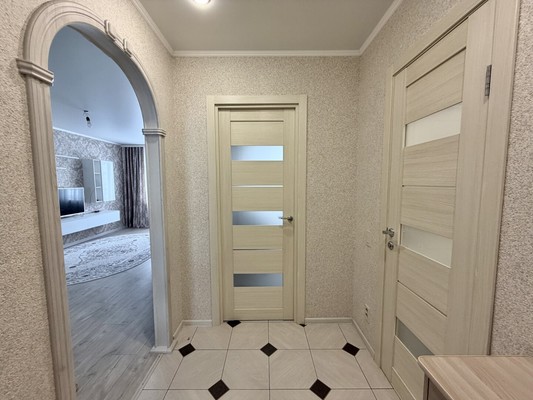 Продам однокомнатную (1-комн.) квартиру, Комарова ул, 53, Брянск г