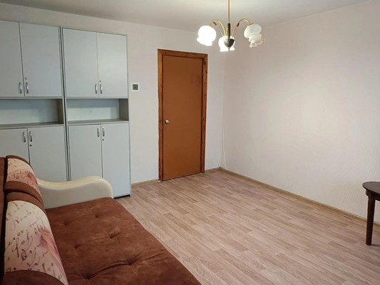 Продам однокомнатную (1-комн.) квартиру, Телевизионная ул, 21, Рязань г