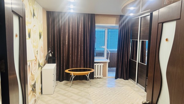 Продам многокомнатную квартиру, Бумажников пр-кт, 13, Сыктывкар г