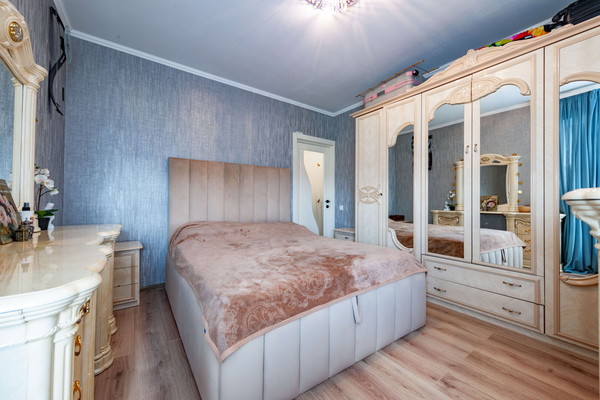 Продам двухкомнатную (2-комн.) квартиру, Маршала Блюхера пр-кт, 62к1, Санкт-Петербург г