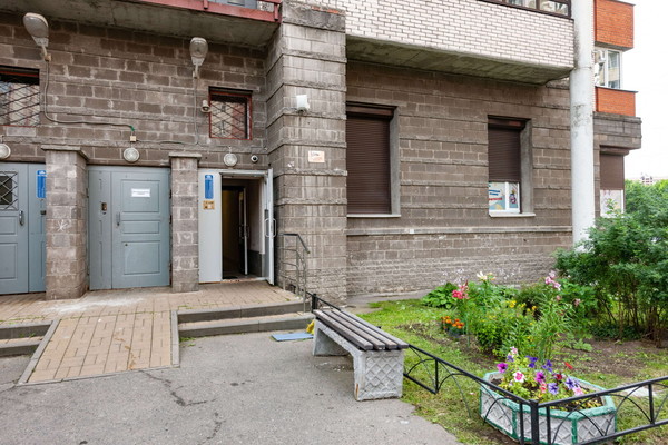 Продам двухкомнатную (2-комн.) квартиру, Маршала Блюхера пр-кт, 62к1, Санкт-Петербург г
