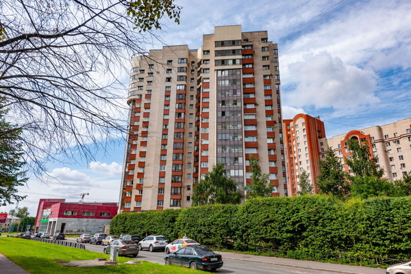 Продам двухкомнатную (2-комн.) квартиру, Маршала Блюхера пр-кт, 62к1, Санкт-Петербург г
