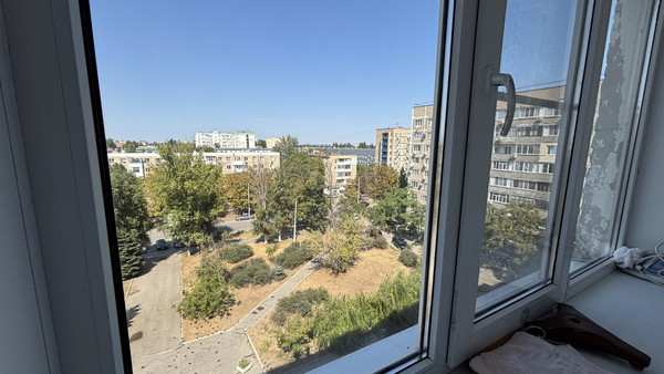 Продам двухкомнатную (2-комн.) квартиру, 30 лет Победы ул, 10, Волгодонск г