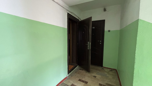 Продам двухкомнатную (2-комн.) квартиру, 30 лет Победы ул, 10, Волгодонск г