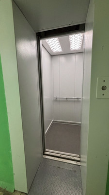Продам двухкомнатную (2-комн.) квартиру, 30 лет Победы ул, 10, Волгодонск г