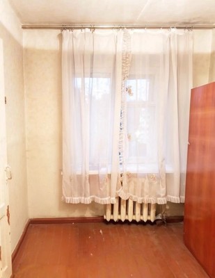 Продам двухкомнатную (2-комн.) квартиру, Ямпольская ул, 12б, Пермь г