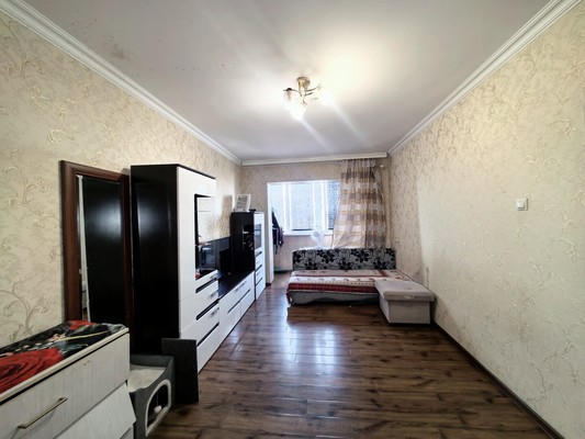 Продам комнату в 5-комн. квартире, Шогенова ул, 24, Вольный Аул кп