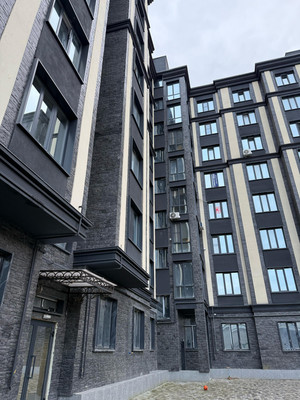 Продам трехкомнатную (3-комн.) квартиру, Кабардинская ул, 75, Нальчик г