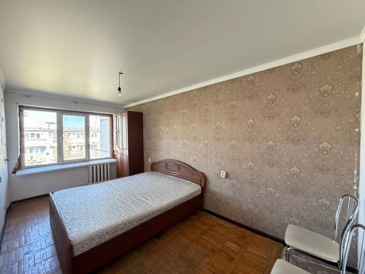 Продам трехкомнатную (3-комн.) квартиру, Кулиева пр-кт, 21, Нальчик г
