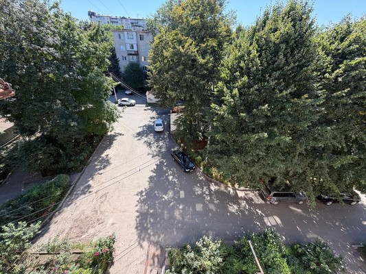 Продам трехкомнатную (3-комн.) квартиру, Кулиева пр-кт, 21, Нальчик г
