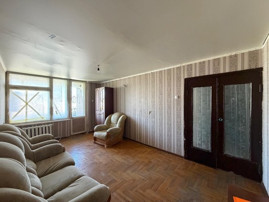 Продам трехкомнатную (3-комн.) квартиру, Кулиева пр-кт, 21, Нальчик г