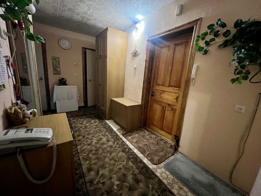 Продам однокомнатную (1-комн.) квартиру, 4-я Линия ул, 2/1, Рязань г