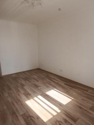 Продам трехкомнатную (3-комн.) квартиру, Парковая ул, 20, Москва г