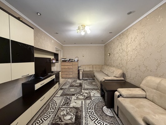 Продам двухкомнатную (2-комн.) квартиру, Брянского Фронта ул, 26, Брянск г