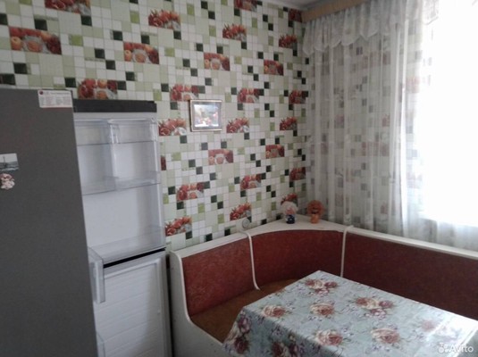 Продам трехкомнатную (3-комн.) квартиру, Зои Рухадзе ул, 25, Симферополь г