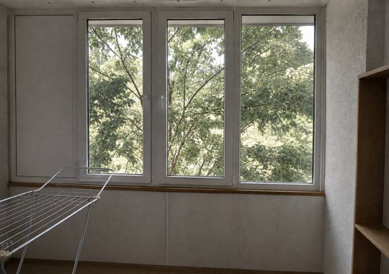 Продам трехкомнатную (3-комн.) квартиру, Зои Рухадзе ул, 25, Симферополь г