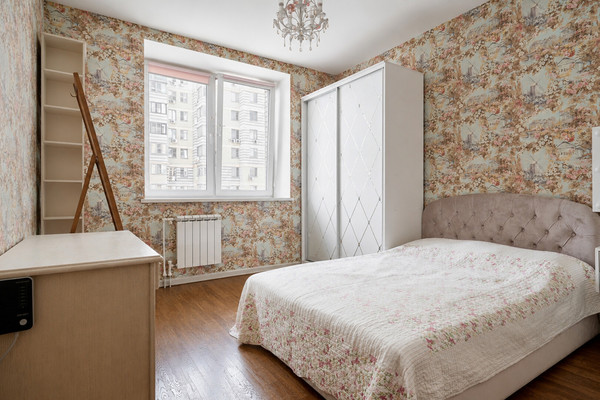Продам трехкомнатную (3-комн.) квартиру, Адмирала Лазарева ул, 63к2, Москва г