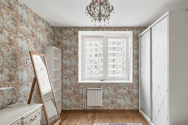 Продам трехкомнатную (3-комн.) квартиру, Адмирала Лазарева ул, 63к2, Москва г