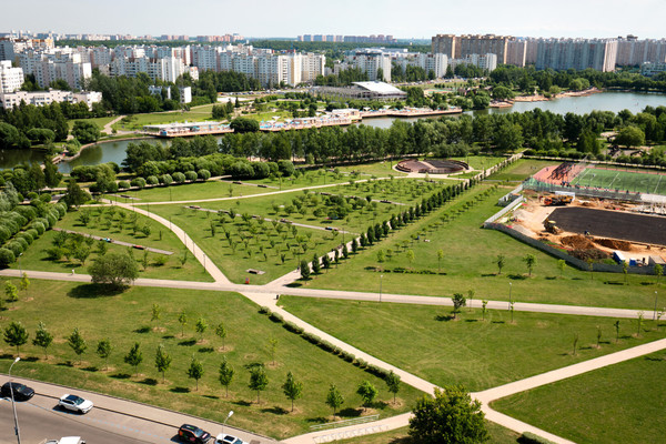 Продам трехкомнатную (3-комн.) квартиру, Адмирала Лазарева ул, 63к2, Москва г