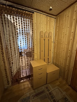 Продам двухкомнатную (2-комн.) квартиру, Ленина ул, 23, Симферополь г