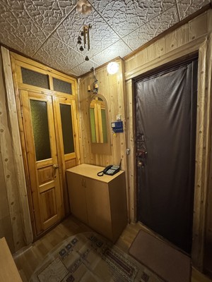 Продам двухкомнатную (2-комн.) квартиру, Ленина ул, 23, Симферополь г