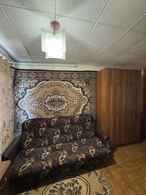 Продам двухкомнатную (2-комн.) квартиру, Ленина ул, 23, Симферополь г