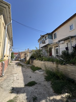 Продам двухкомнатную (2-комн.) квартиру, Ленина ул, 23, Симферополь г