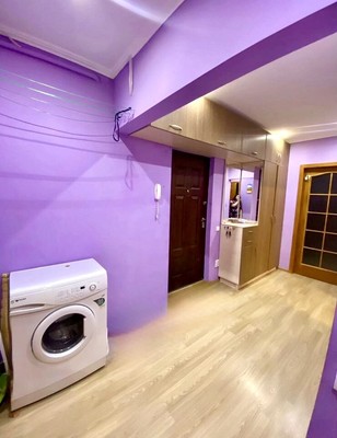 Продам двухкомнатную (2-комн.) квартиру, Лермонтова ул, 11, Симферополь г