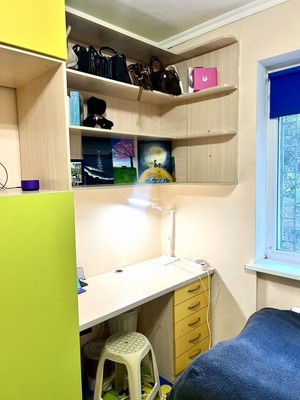 Продам двухкомнатную (2-комн.) квартиру, Лермонтова ул, 11, Симферополь г