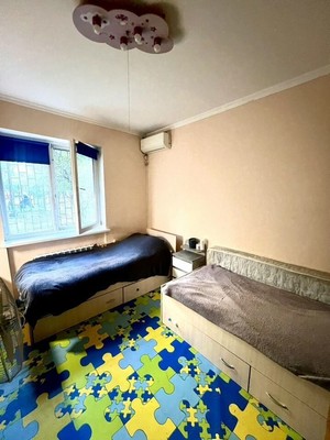 Продам двухкомнатную (2-комн.) квартиру, Лермонтова ул, 11, Симферополь г
